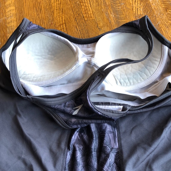 Brooks built in bra tank - Picture 6 of 6